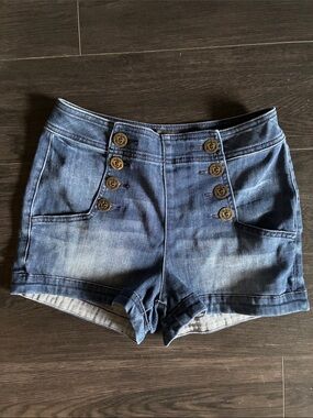 High-Rise Sailor-Button Denim Shorts - Blue